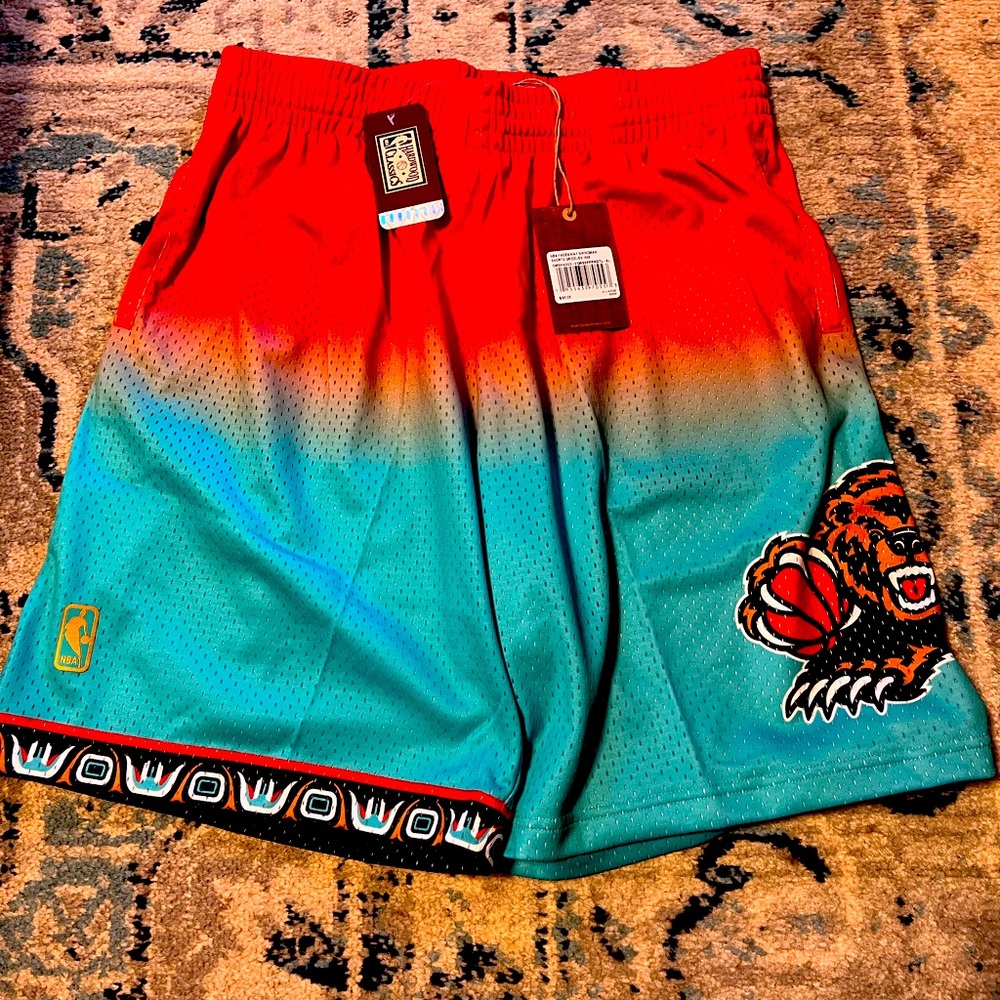 Brand New with tags Mitchell and ness grizzles shorts size large